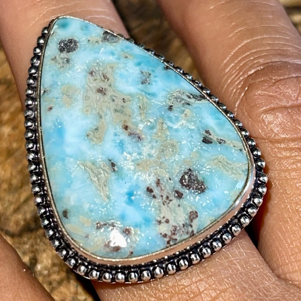Elegant Silver and Blue Statement Ring